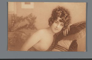 retrato, de, un, mujer desconocida, con, pecho desnudo