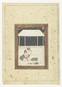 Pareja sentada en una terraza