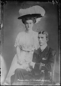 La gran duquesa María Pavlovna Romanova (1890-1958) y el príncipe Guillermo de Suecia (1884-1965) - Gran Duquesa María Pavlovna y el Príncipe Guillermo, Duque de Södermanland - Anónimo. Fotografía, c. 1910. Colección privada de Anonymous Anonymous