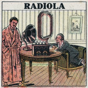 Telefonía inalámbrica: conjunto de radio Radiola. Ilustración anónima de 1925. Colección privada.