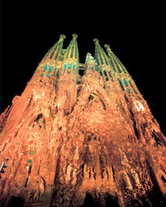 Autor: GAUDI i CORNET, Antoni (1852-1926). Título: Sagrada Familia. 1884-1926 (Español).. Técnica: Arquitectura. Museo/Lugar: ESPAÑA. CATALUÑA. BARCELONA. Barcelona. Templo Expiatorio de la Sagrada Familia. Fachada del Nacimiento. (Español).