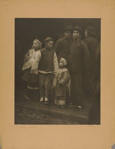 Una multitud mixta, Old Chinatown - San Francisco de Arnold Genthe