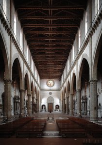 Renacimiento: vista interior de la Basílica Santa Croce proyectada por Arnolfo di Cambio (1245-1302/1310) 1294. Basílica Santa Croce, Florencia, Italia de Arnolfo di Cambio