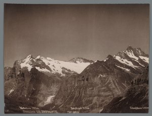 Vista del Wetterhorn, Berglistock y Schreckhorn en los Alpes berneses Panorama de la Jungfraukette (título de la serie sobre el objeto) de Arthur Gabler