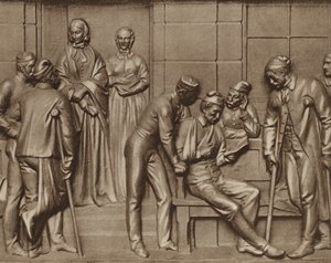 Florence Nightingale visitando pacientes, socorro en el hospital de Woolwich, Londres (fotografía en B/N)