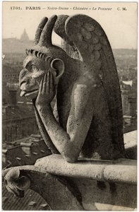Gárgola o chimere de la catedral Notre Dame de París, construida entre 1163 y el siglo XIV - Tarjeta postal, colección Selva de Artist Unknown