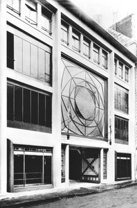 Garaje de la rue de Ponthieu, diseñado por Auguste Perret (1874-1954) 1906 (foto b/n)