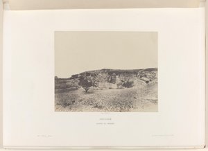 Vista de la cueva de Jeremías, cerca de Jerusalén Jerusalén. Cueva de Jérémie (título sobre objeto) de Auguste Salzmann