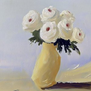 Flores blancas en un jarrón amarillo de Avanesova Elena