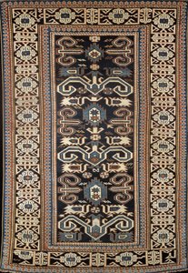 Primer plano de una alfombra Prepedil, Azerbaiyán de Azerbaijani School