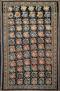 Primer plano de una alfombra Karabagh Rosette, Azerbaiyán