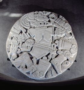 Escultura del desmembramiento de la diosa lunar Coyolxauhqui, encontrada al pie de la pirámide gemela en Tenochtitlán, Período Posclásico Tardío (1300-1521) de Aztec