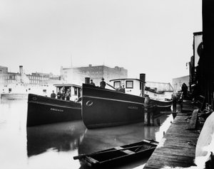 Barcos de bomberos de Chicago e Illinois, Chicago, Illinois, EE.UU., c.1905 (foto en b/n) de Barnes and Crosby