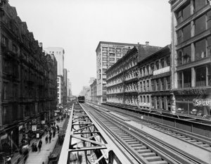 Vías elevadas cerca de la estación Adams Street, Chicago, Illinois, EE.UU., c.1900 de Barnes and Crosby