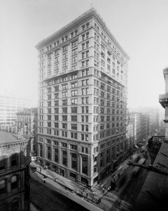 Edificio Tribune, Chicago, Illinois, EE.UU. de Barnes and Crosby