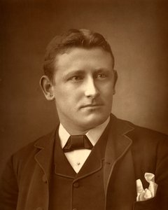 Austin Brereton, autor británico, 1886 de Barraud