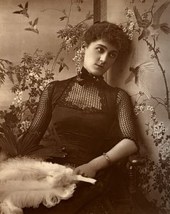 Mary Moore, actriz británica, 1886