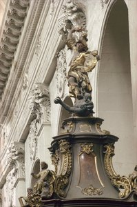 Púlpito, también llamado Púlpito de la Verdad, detalle: San Miguel y el dragón, 1749 de Bavarian school