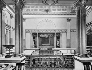 La gran escalera, Londonderry House, 1908 de Bedford Lemere and Company