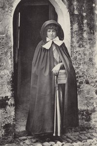 Jovencita de Brujas (foto b/n) de Belgian Photographer
