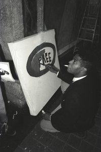 Jean-Michael Basquiat pinta "Pree" en Area, Nueva York de Ben Buchanan