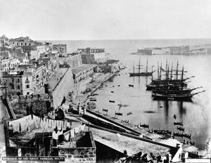 Entrada al Gran Puerto, Malta, c.1880 de British Photographer