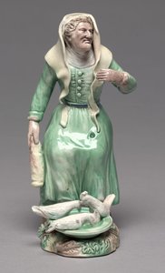 Anciana alimentando gallinas, Fábrica de Staffordshire, c.1770 de British School