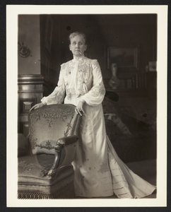 Sra. John Arbuckle, c.1900-10 de Burr William McIntosh