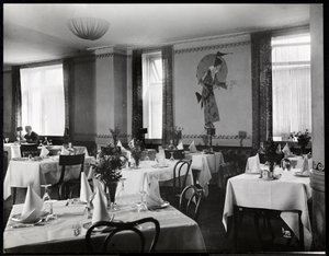 Un comedor en el Hotel Majestic, 1916 o 1917 de Byron Company