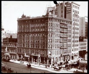 Esquina noreste del Hotel Cadillac en Broadway y la Calle 43, Nueva York, 1907