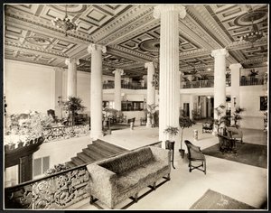 La entrada y el vestíbulo del Hotel Robert Treat, Newark, Nueva Jersey, 1916 de Byron Company