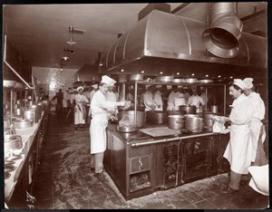 La cocina en el Hotel Ritz-Carlton, c.1910-11