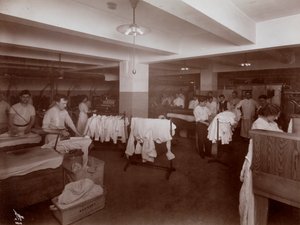 La lavandería en el Hotel McAlpin, 1913