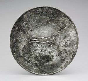Espejo con un mango en forma de nudo de Heracles, c.280-400 de Byzantine Byzantine