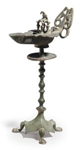 Una lámpara de aceite y soporte de bronce bizantino, c. siglo V-VI d.C.