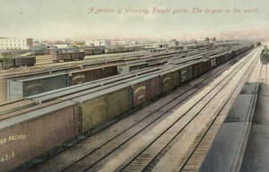 Parte de los patios de carga de Winnepeg, los mayores del mundo, Canadá (foto en color) de Canadian Photographer