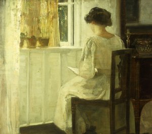 Una Mujer Leyendo en un Interior Iluminado por el Sol de Carl Holsoe