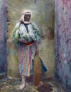 Marruecos, mujer marroquí, fecha de la imagen: hacia 1910. Archivo Carl Simon
