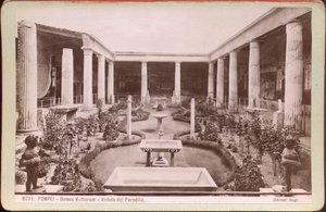 Casa de los Vettii en Pompeya, hacia 1880 (fotografía)