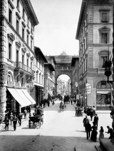 Via Strozzi, Florencia, c.1890