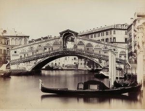 Vista del Gran Canal con el Puente de Rialto en Venecia. Ca. 1865-1875