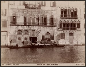 Palacio Da Mosto y transbordador SS Apostoli de Carlo Naya