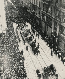 Funerales de los Archiduques Francisco Fernando de Austria y su esposa asesinados en Sarajevo el 28 de julio de Carlo Wulz