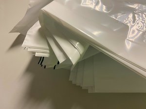 Composición - Plástico, 2022 (foto)