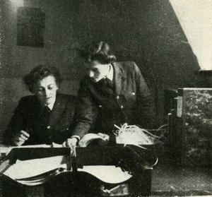 En servicio de señales, c. 1943 de Cecil Beaton