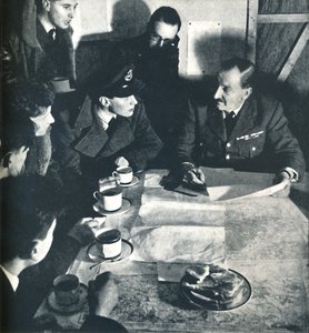 Regreso: Interrogatorio, 1941