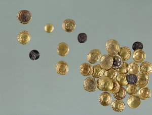 Monedas encontradas en Mardorf, Alemania (oro y plata) de Celtic Celtic
