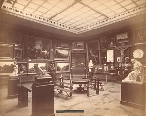 Vista del Anexo de Arte en la Sección Española de la Exposición del Centenario de Centennial Photographic Co.