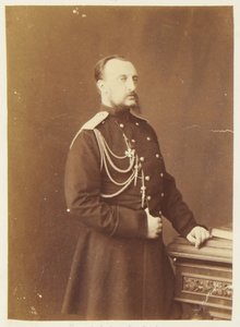 Nicolas Nikolaievitch de Russie - Retrato del Gran Duque Nicolás Nikolaevich (el Viejo) de Rusia (1831-1891), por Bergamasco, Charles (Karl) (1830-1896). Foto de albúmina, c. 1874. Archivo Estatal de Cine y Fotografía de Rusia, Krasnogorsk de Charles Bergamasco