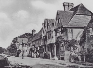 Pueblo de Chiddingstone (foto en blanco y negro) de Charles Essenhigh Corke